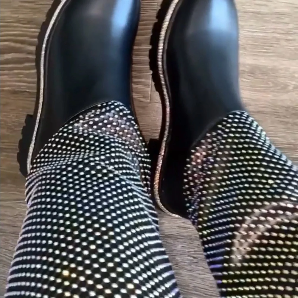 Stylish Black Shoes - Picture 4 of 4